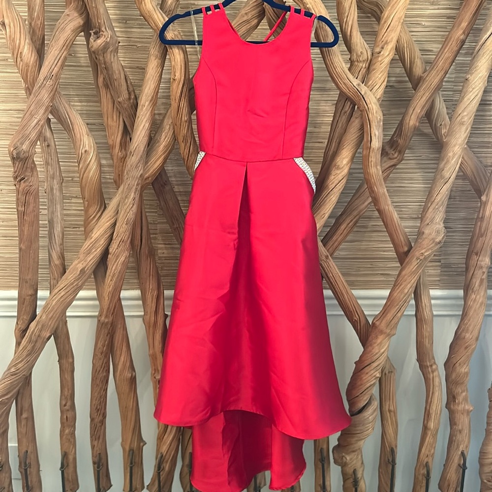 Tween size 16 midi red dress
